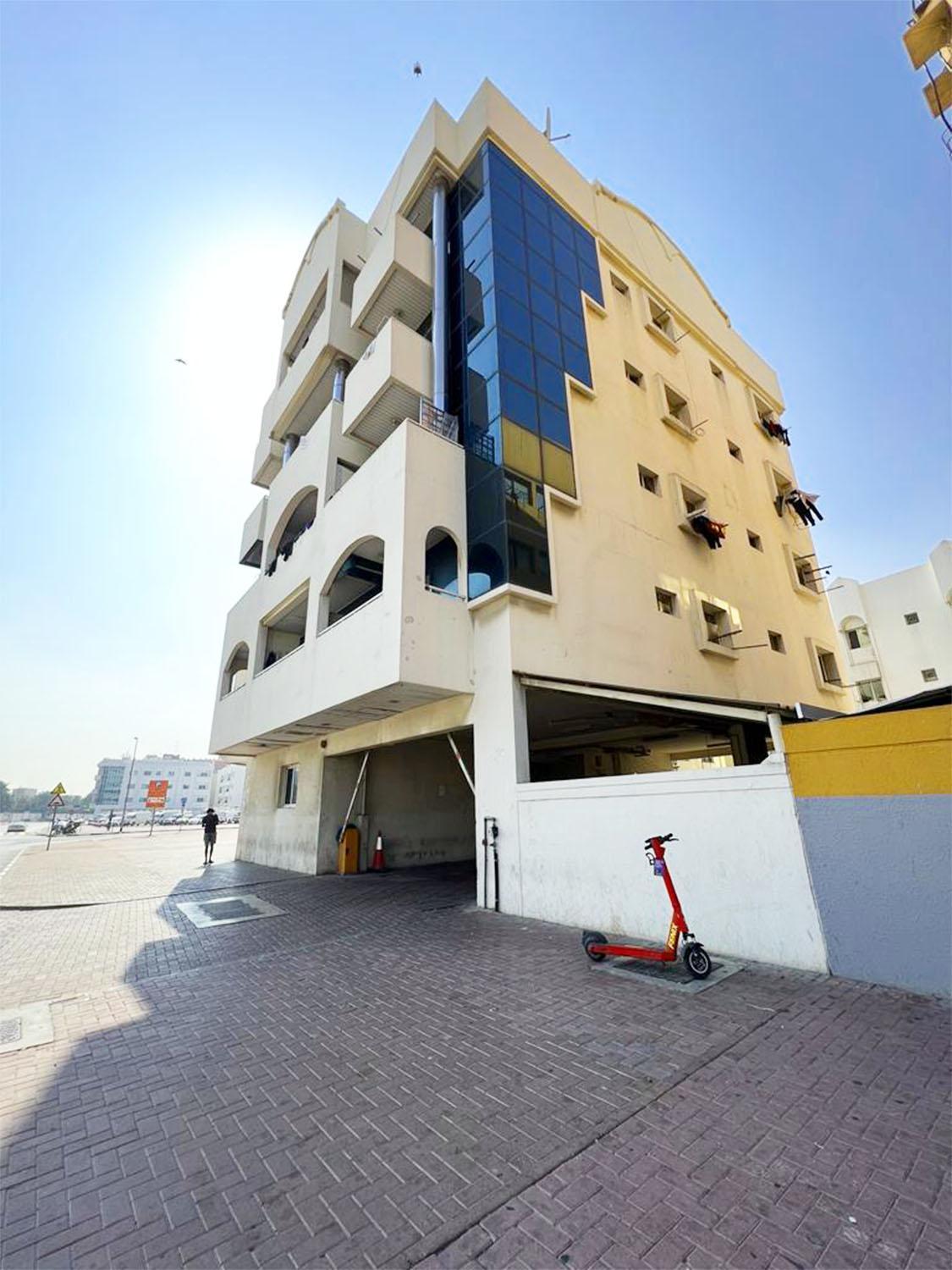 Sky Hostel Dubai Exterior foto